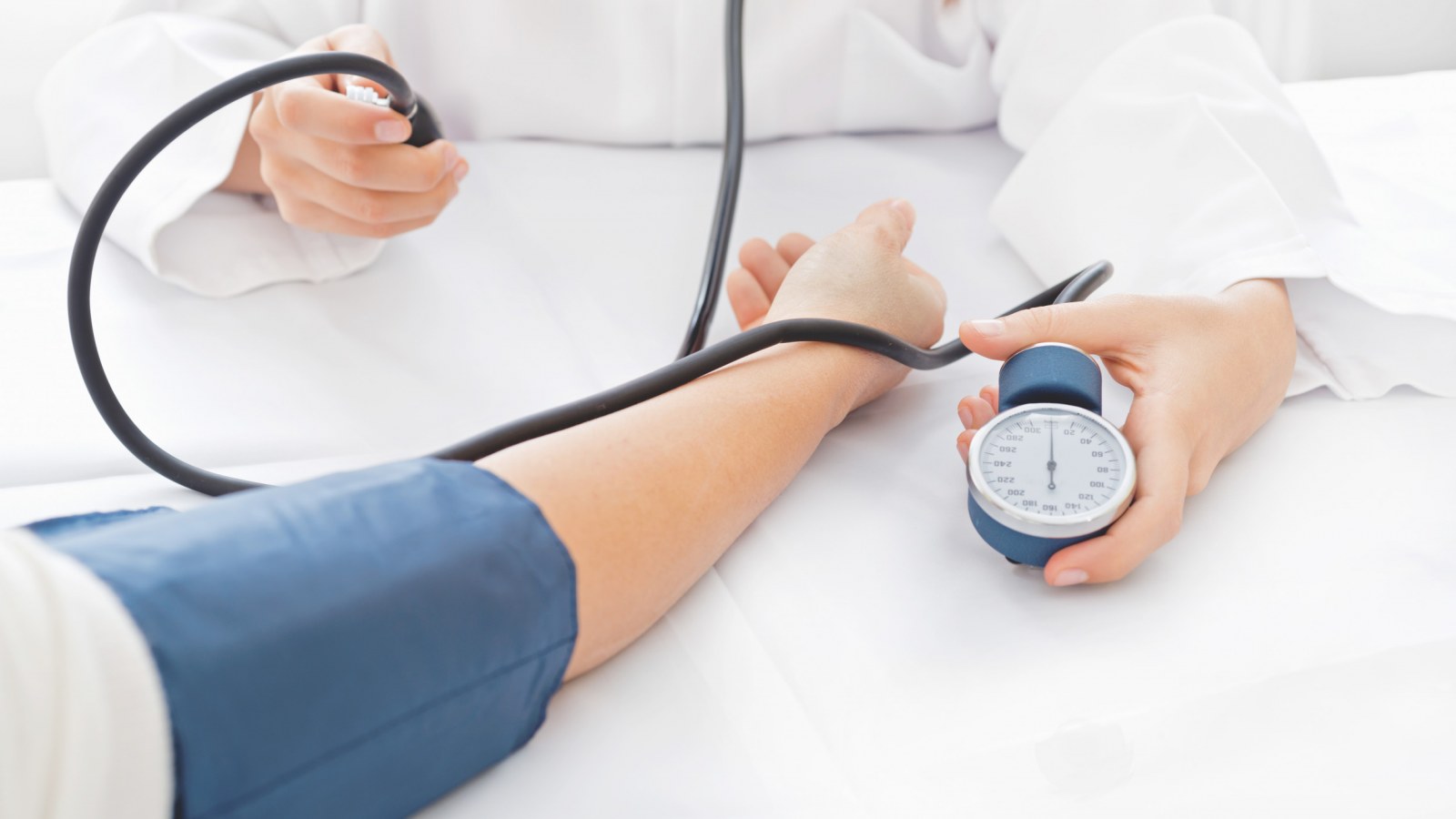 High blood pressure in your 30s linked to poor brain health in your 70s: Study