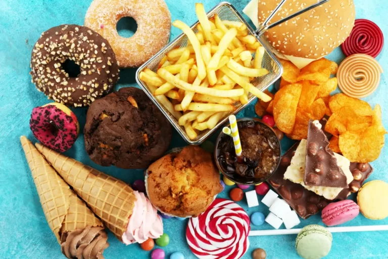 Too much ultra-processed food Linked with depression risk: Study